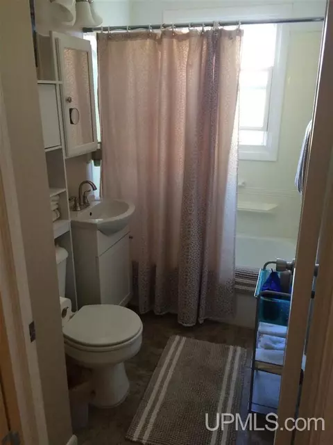 672 Duncan, Ishpeming, MI 49849 photo 10