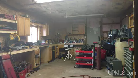 215 Chestnut, Munising, MI 49862 photo 6
