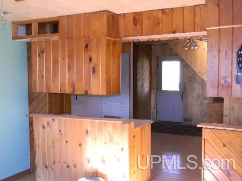 237 Cliff, Mohawk, MI 49950 photo 6