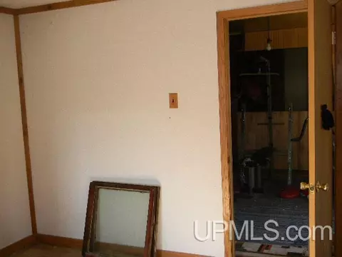 237 Cliff, Mohawk, MI 49950 photo 17