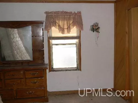 237 Cliff, Mohawk, MI 49950 photo 16