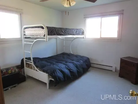 518 S 29th, Escanaba, MI 49829 photo 5