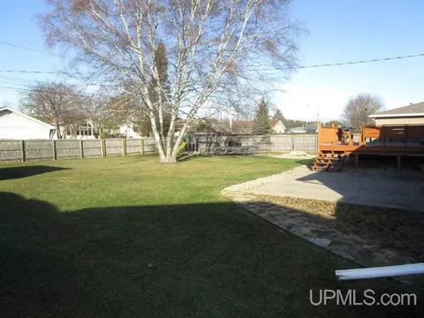 518 S 29th, Escanaba, MI 49829 photo 19