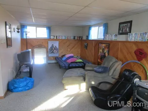 518 S 29th, Escanaba, MI 49829 photo 9