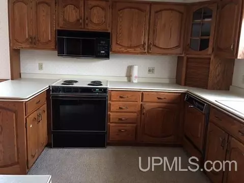 575 Duncan, Ishpeming, MI 49849 photo 11