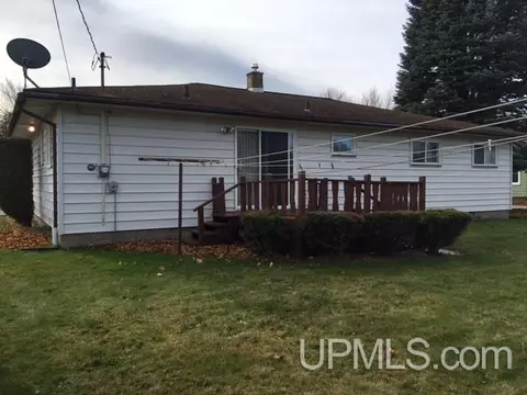 575 Duncan, Ishpeming, MI 49849 photo 4