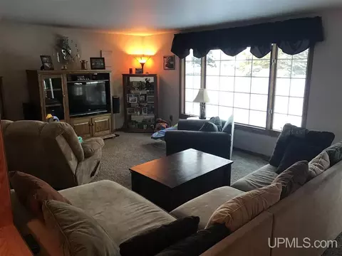 23 Birch, Ishpeming, MI 49849 photo 8