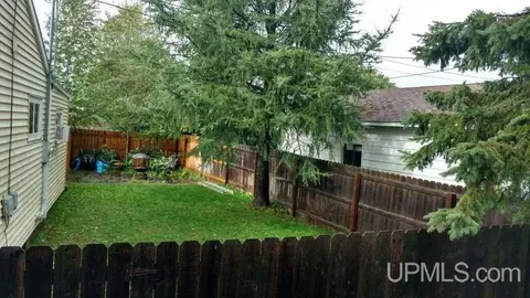 301 Poplar, Ishpeming, MI 49849 photo 11