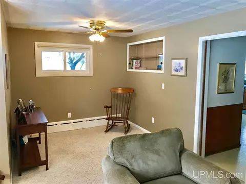 829 Juniper, Ishpeming, MI 49849 photo 3