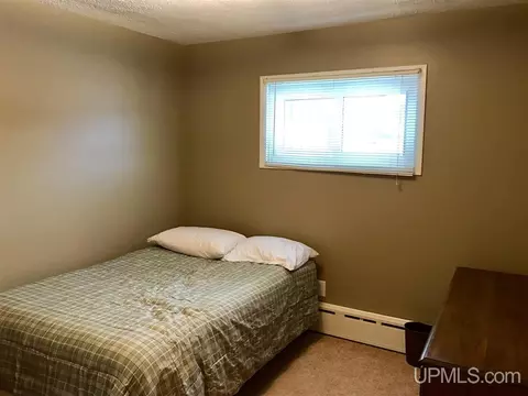 829 Juniper, Ishpeming, MI 49849 photo 9