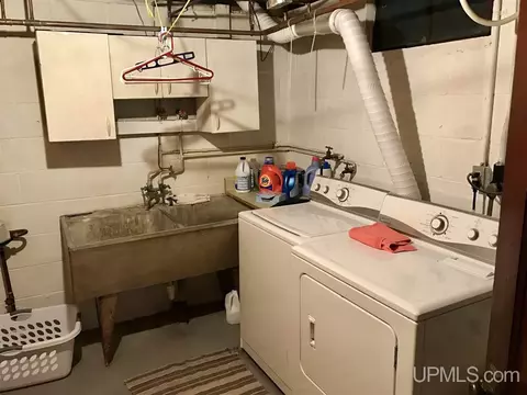 829 Juniper, Ishpeming, MI 49849 photo 14