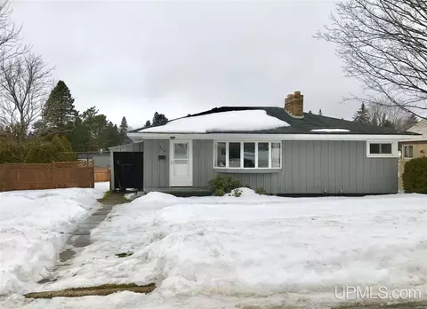 829 Juniper, Ishpeming, MI 49849 photo 1