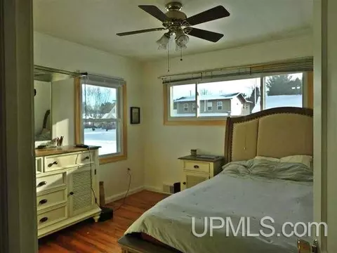 745 Duncan, Ishpeming, MI 49849 photo 8