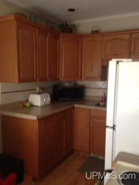 745 Duncan, Ishpeming, MI 49849 photo 6