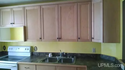 1009 N Third, Ishpeming, MI 49849 photo 11