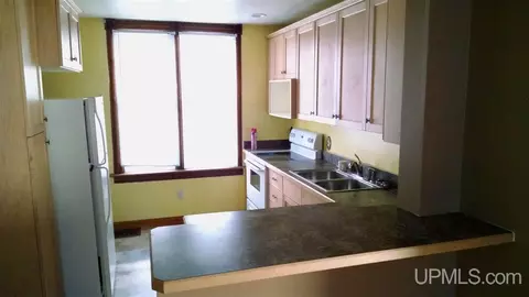 1009 N Third, Ishpeming, MI 49849 photo 8