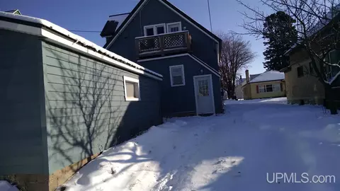 1009 N Third, Ishpeming, MI 49849 photo 3