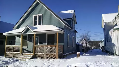 1009 N Third, Ishpeming, MI 49849 photo 1