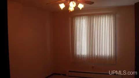 413 S 29th, Escanaba, MI 49829 photo 7