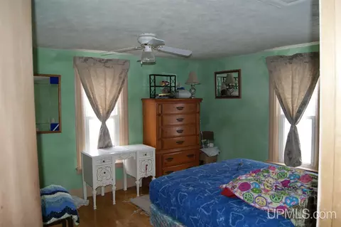 1011 N Third, Ishpeming, MI 49849 photo 8