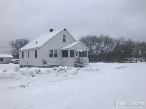 647 Iron, Ishpeming, MI 49849 photo 1