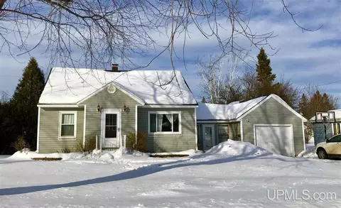 763 Duncan, Ishpeming, MI 49849 photo 2