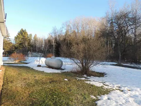 9725 Ee25, Rapid River, MI 49878 photo 14