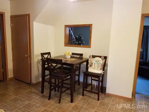 203 Marquette, Ishpeming, MI 49849 photo 3