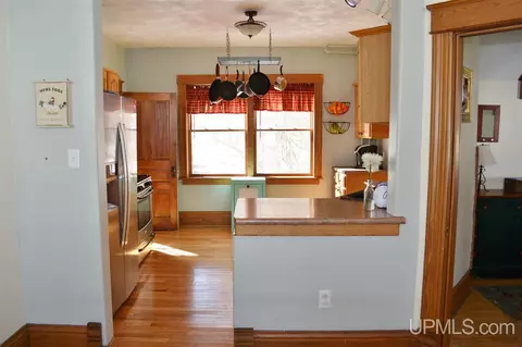 194 Cliff, Mohawk, MI 49950 photo 4