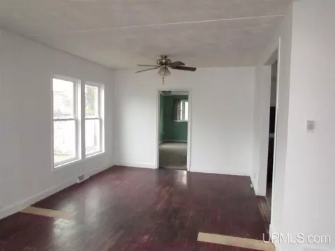 307 W Munising, Munising, MI 49862 photo 5