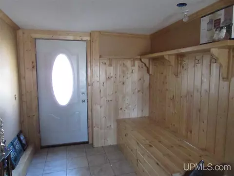 307 W Munising, Munising, MI 49862 photo 3