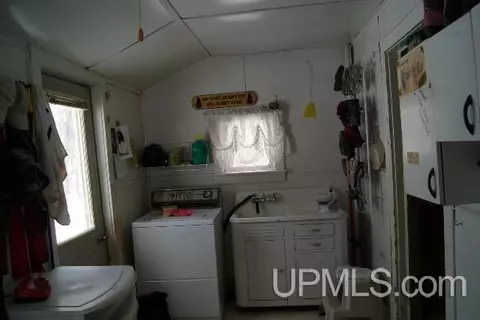 713 Wabash, Ishpeming, MI 49849 photo 6