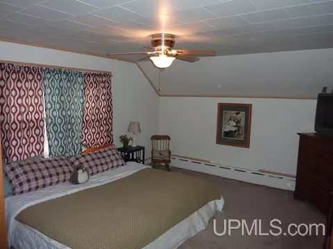 107 E Peck, Negaunee, MI 49866 photo 9