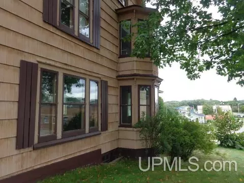 405 N First, Ishpeming, MI 49849 photo 2