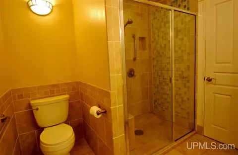 925 Summit, Hancock, MI 49930 photo 26