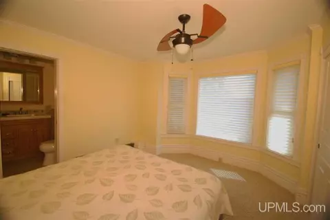 925 Summit, Hancock, MI 49930 photo 19