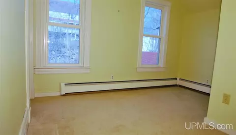 925 Summit, Hancock, MI 49930 photo 28