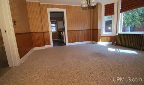 925 Summit, Hancock, MI 49930 photo 11