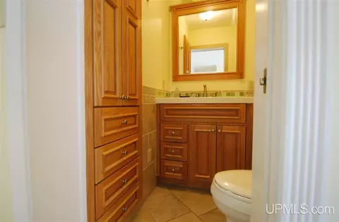 925 Summit, Hancock, MI 49930 photo 21
