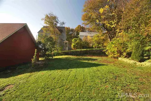 925 Summit, Hancock, MI 49930 photo 36