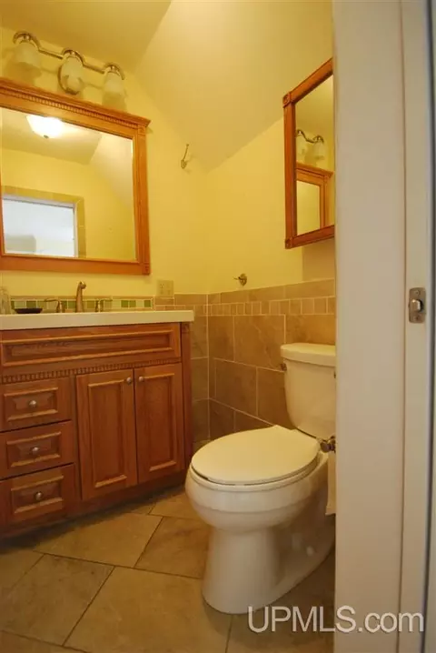 925 Summit, Hancock, MI 49930 photo 22
