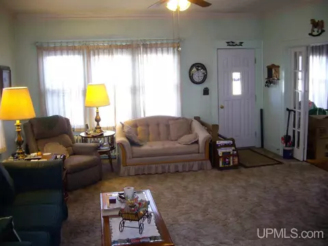 311 Maple, Munising, MI 49862 photo 5
