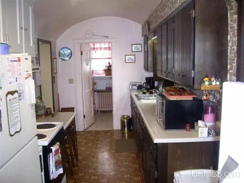 311 Maple, Munising, MI 49862 photo 8