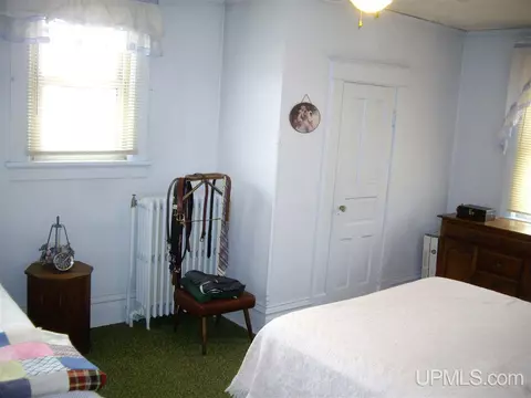 311 Maple, Munising, MI 49862 photo 11