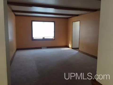 219 Spruce, Ishpeming, MI 49849 photo 3