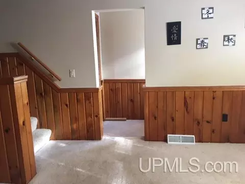 219 Spruce, Ishpeming, MI 49849 photo 10