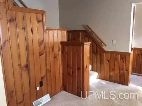 219 Spruce, Ishpeming, MI 49849 photo 9
