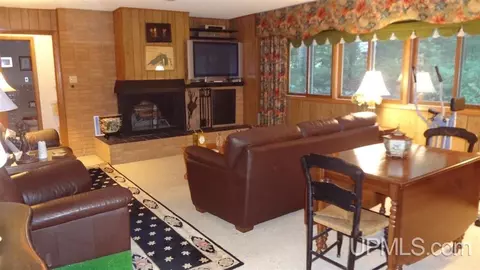 61 Elder, Marquette, MI 49855 photo 18