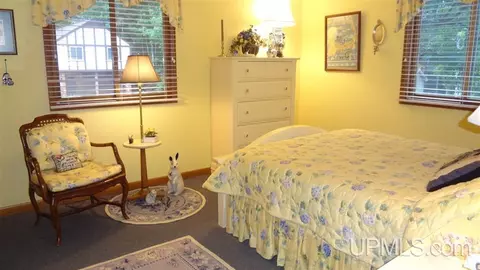 61 Elder, Marquette, MI 49855 photo 13