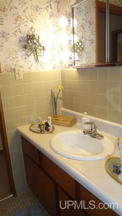 61 Elder, Marquette, MI 49855 photo 17
